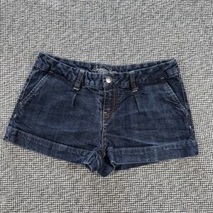 American Rag Cie Girls Dark Wash Cuffed Denim Shorts Size 5 Pleated Front Indigo